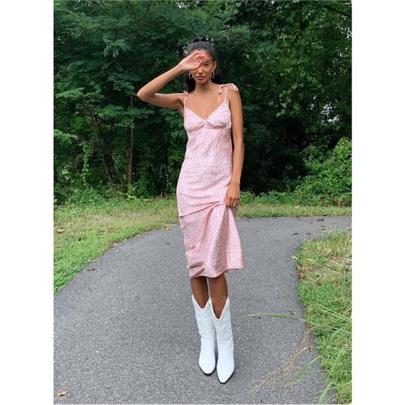 New Princess Polly The Veronica Midi Dress in Pink Floral Satin Size 6 - Picture 2 of 4